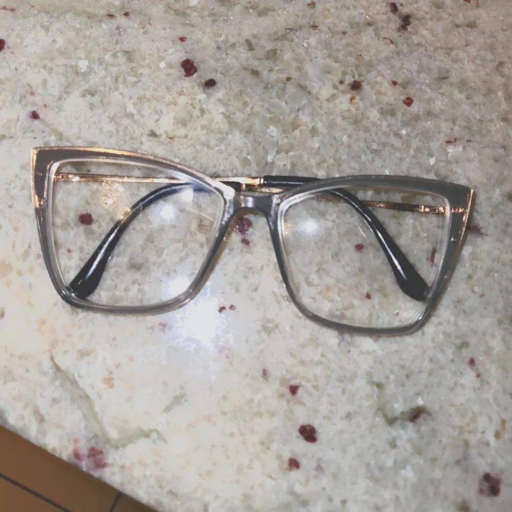 Warby And Parker Stylish Clear Frame Glasses